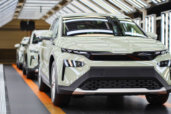 Český svaz autoprůmyslu si dovolil kritizovat vnucování nechtěných aut, připomíná to Kocábovu diverzi v živém vysílání v létě 1989