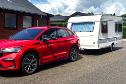 Nizozemská elektrická revoluce narazila na problém, majitelé karavanů se elektromobilům ve velkém vyhýbají