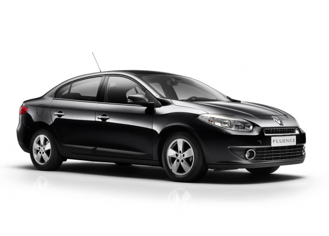 Renault doprodává Fluence 2012, s cenou pod 235 tisíc Kč zatopí 301 a C-Elysée