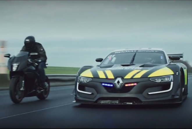 Policejní Renault R.S. 01 s Ragnottim za volantem vypadá zajímavě, silniční verzi ale nenaznačuje (video)