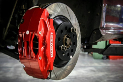 Slavný výrobce brzd po dekádách v oboru končí, druhý bankrot v krátkém časovém sledu už neustál