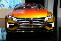 Roewe Vision R: nad tímhle Číňanem nos neohrnete, pod kapotou má 309 koní