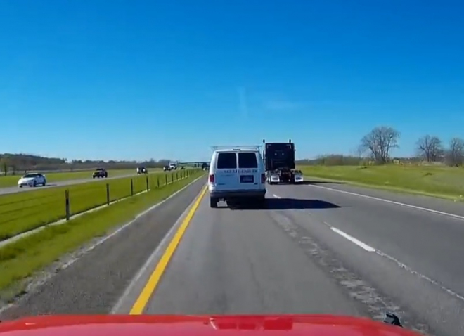 Brzdy provozu se lze zbavit i elegantně a bezpečně, stačí trochu myslet (video)