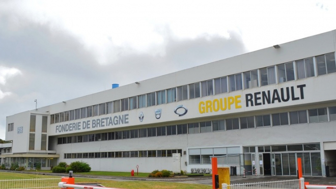 Dělníci Renaultu vzali manažery jako rukojmí, až teď pochopili, co přichází s elektromobily