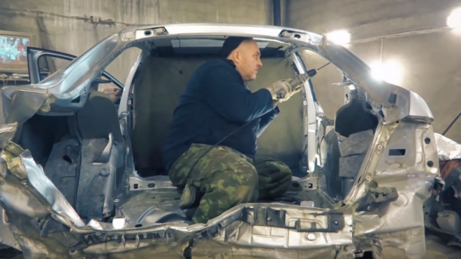 Rus ukázal, jak z totálního vraku Škody Octavia III udělal zánovně vyhlížející vůz