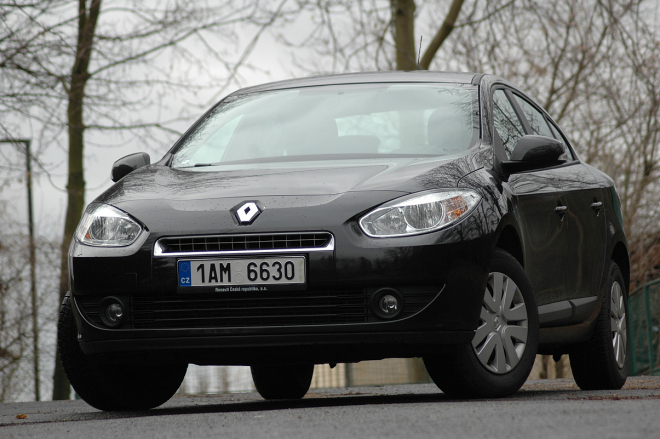 Test Renault Fluence 1,6 16V: elegantní láce