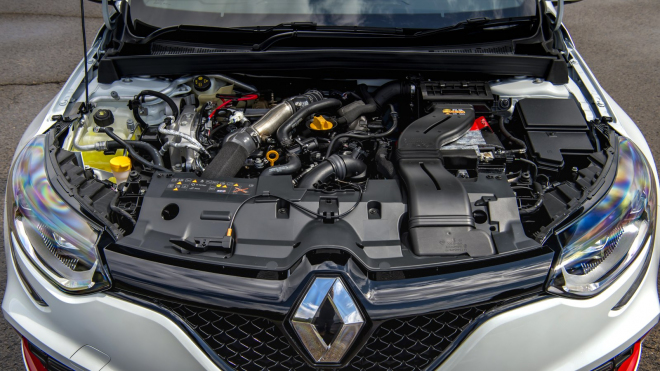 Ojetý Renault Mégane poslední normální generace je ohňostroj marnosti, naprostá většina aut je ale za hubičku