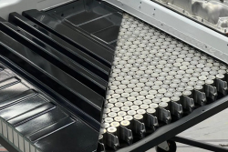 Bateriový kontrakt Tesly pro Cybertruck původně za 55 miliard má teď hodnotu 140 tisíc Kč, takový průšvih to je