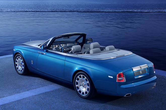 Rolls-Royce Phantom Drophead Coupe Waterspeed: když Britové vaří z vody
