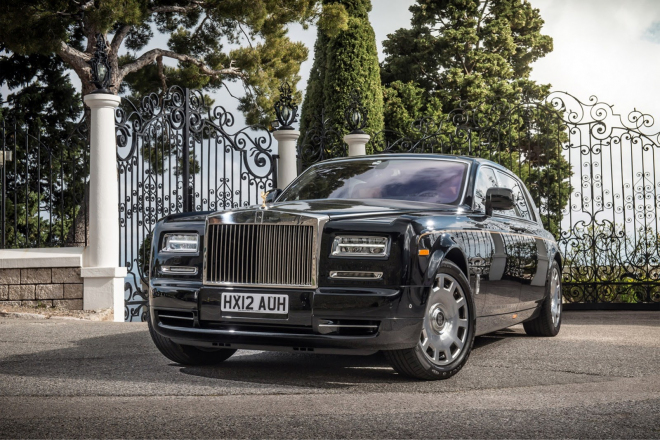 Rolls-Royce Phantom: nová generace nedorazí dříve než v roce 2020