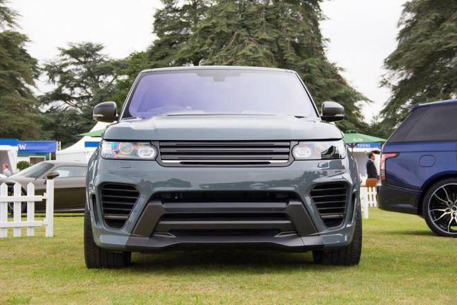 Overfinch Supersport je odlehčený RR Sport SVR s agresivní tváří, stojí majlant