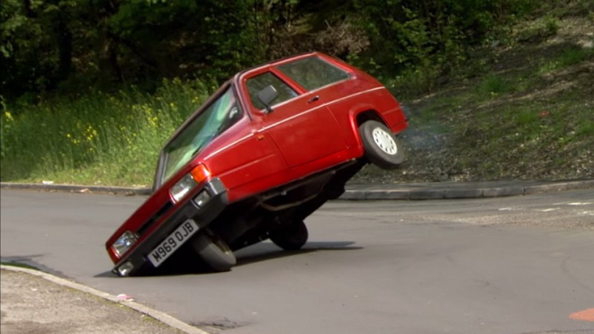 Clarkson přiznal, že Top Gear zfixloval scény s převracením tříkolek Reliant