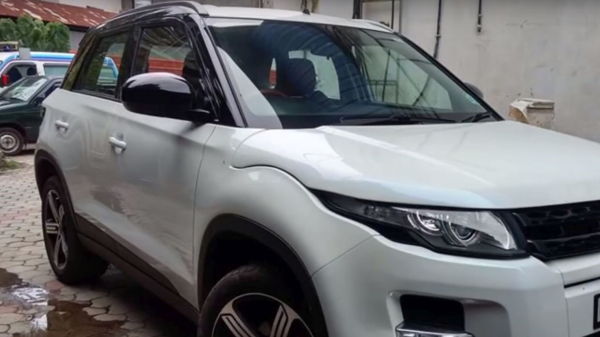 Chcete Range Rover, ale nemáte na něj? Kutil si ho udělal z auta za zlomek jeho ceny