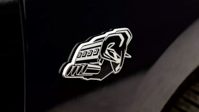 Návrat uměle zaříznutých osmiválců ukazuje sílu trhu, auta jimi vybavená dostanou nový znak jako symbol vzdoru