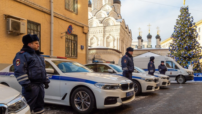 Moskevská policie převzala nová auta, na Rusko jsou to hodně neobvyklé stroje