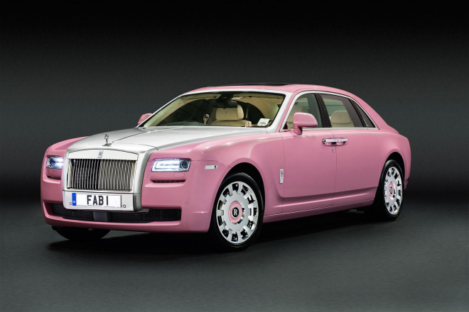 Rolls-Royce Ghost FAB1 Edition: je libo růžový Rolls?
