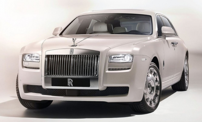 Rolls-Royce Ghost Six Senses potěší všech pět smyslů. A prý dokáže i víc