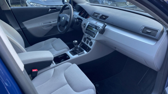 Zánovní VW Passat po 1. majiteli jde koupit za 210 tisíc Kč, je to ale verze, kterou nikdo nechtěl