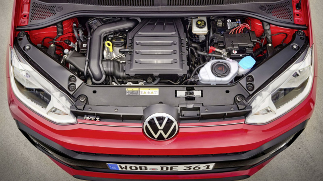 Nejlevnější moderní VW už koupíte jen ojetý, svou nízkou cenu nedává vždy zadarmo