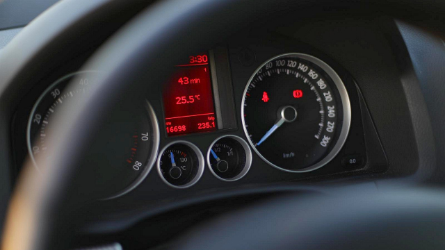 Poslední pořádný VW Golf s motorem V6 je k mání jako dodnes nejeté auto po 1. majiteli, je to poklad na kolech