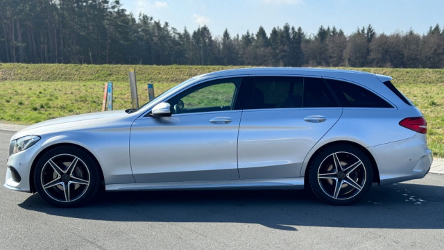 Smutné: Tohle starší a levné falešné naftové AMG je dnes víc AMG než skutečné nové AMG