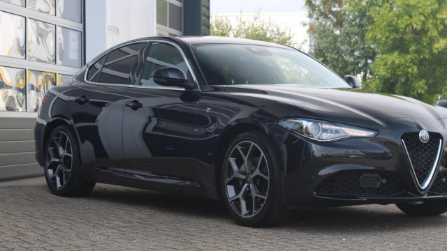 K mání je Alfa Romeo, která popírá mýty o nespolehlivosti italských aut