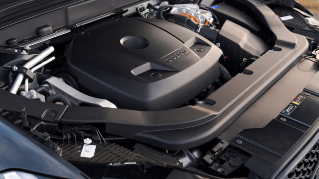 Volvo to přepísklo s přechodem elektromobily, naříkají dealeři. „Musí to změnit, jinak zemřeme,” říkají