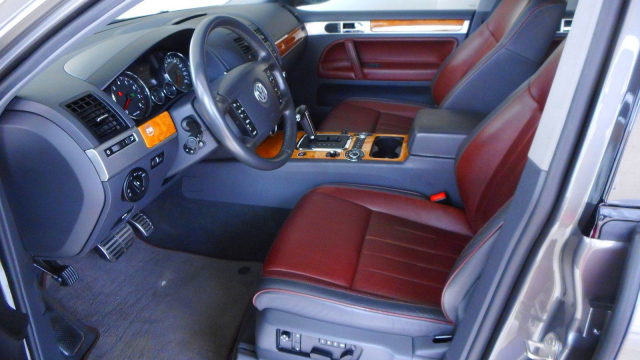Přehlížené auto s technikou a luxusem Bentley dnes koupíte za cenu základní Octavie, brzy nabídne i víc než Bentley