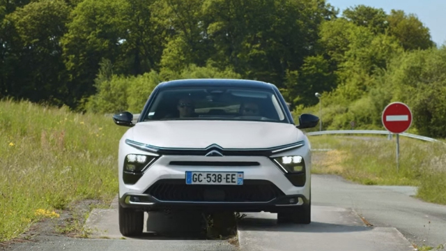 Citroën končí s řadou modelů. Odpíská malá i velká auta ve své nabídce, prodávat už bude jen ta mezi nimi