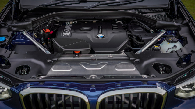 Ojeté BMW X3 G01 je skoro perfektní kompromis mezi vším, co můžete potřebovat, neodradí ani cenou