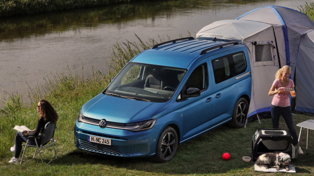 Ojetý Caddy je recept na levný rodinný VW s místem i dieselem, umí zaskočit i za už neexistující Škodu
