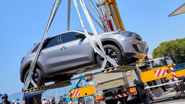 Fiat lusknul prstem a spláchnul šedou do záchodu, šedé auto vám už neprodá ani za všechny peníze světa