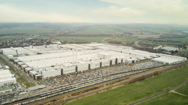 VW chystá největší škrty za několik dekád, masivní reorganizace má firmě ušetřit 71 miliard ročně