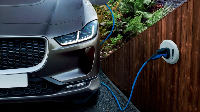 Jediný elektromobil značky sázející vše na elektromobily skončí bez nástupce, je to totální propadák