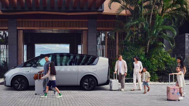 Obří čínský rodinný „autobus” je další marný pokus vrátit elektromobilům relevanci, něco takového nemá ani šanci fungovat
