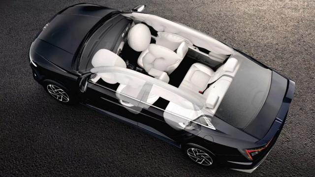 Korejci pořád vyrábí i u nás dobře známý Accent. Ukázali ho v novém, je to kus auta jen za 250 tisíc