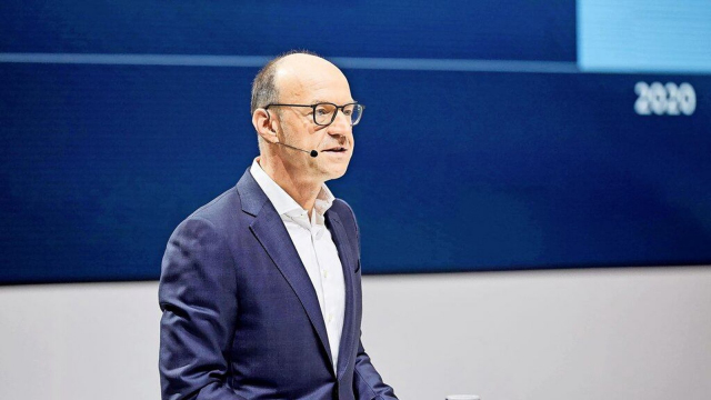 Volkswagen se poprvé po letech propadl do ztráty, za kvartál odepsal desítky miliard