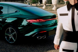 Fešný čínský soupeř Škody Superb se začal prodávat na prvním západním trhu, z jeho ceny jde hlava kolem