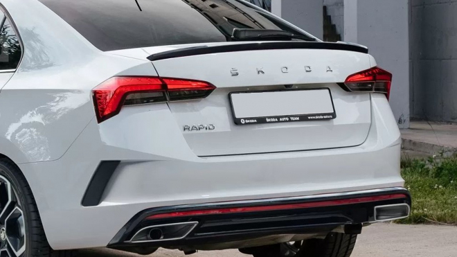 Škoda Rapid nikdy nedostála svému jménu, Rusové to teď zkouší napravit