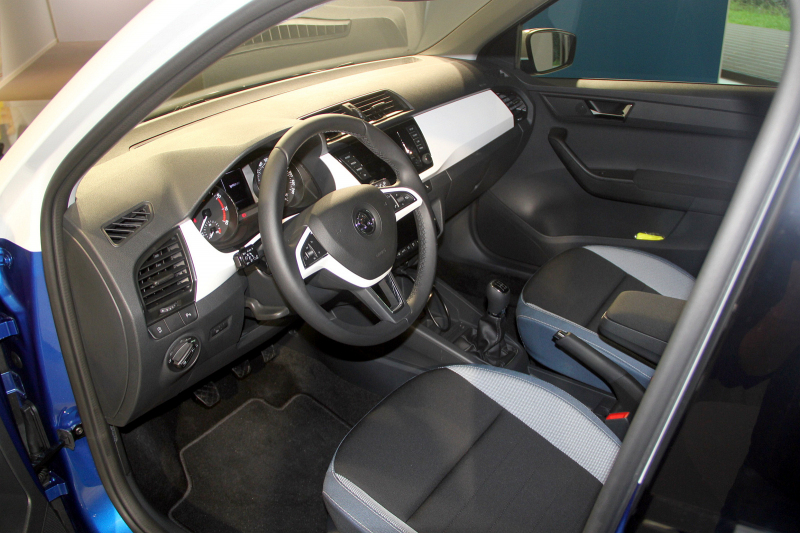 Skoda_Fabia_2015_III_nova_nejlepsi_14_800_600.jpg