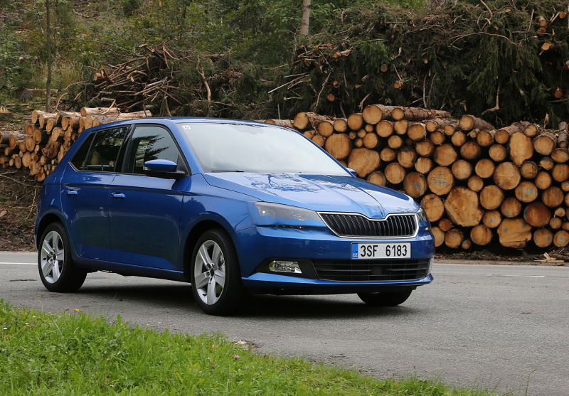 Skoda_Fabia_2015_III_nova_oficialni_mask_10_800_600.jpg