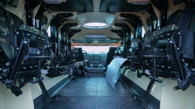 Rusové ukázali svůj nejnovější obrněný transportér, vyrábět si ho nebudou sami