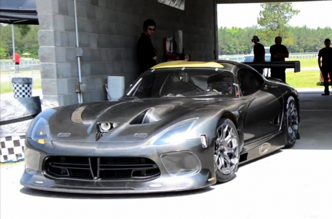 SRT Viper GTS-R 2013 poprvé v akci na okruhu (video)
