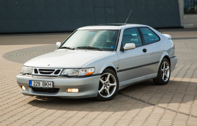 Saab 9-3 Viggen: vzácná stíhačka je k mání, v krásném stavu