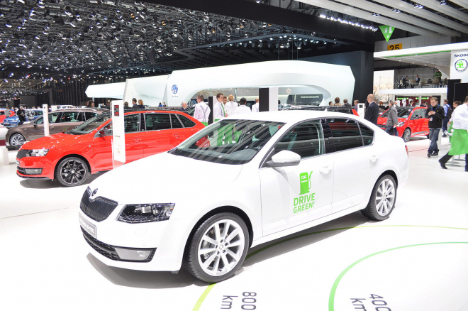 Škoda Octavia G-Tec má české ceny, základ stojí 434 tisíc Kč, kombi o 33 tisíc více