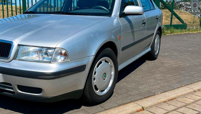 Na prodej je nejetá Škoda Octavia I s motorem 1,9 TDI, něco takového je dnes naprostá rarita