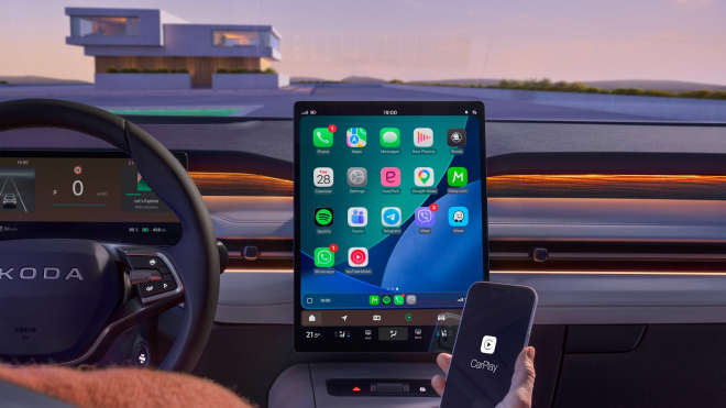 Škoda zkusila vysvětlit, proč její nejnovější model dostal vertikální displej. Jako by zapomněla, že je otočný