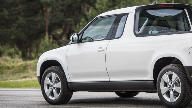 Škoda před 10 lety málem navázala na svou legendu z 90. let, hotové auto poprvé ukázala až teď