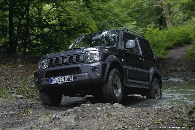 Suzuki Jimny 2013: facelift pro patnáctý rok života dorazil i do Evropy