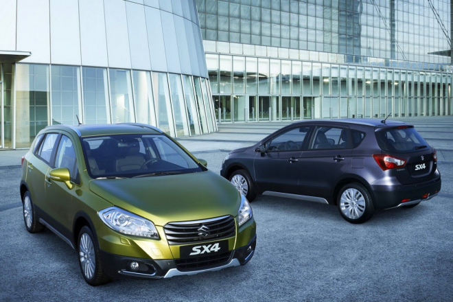 Nové Suzuki SX4 2013 na 50 nových fotkách ukazuje svou náklonnost ke všem cestám